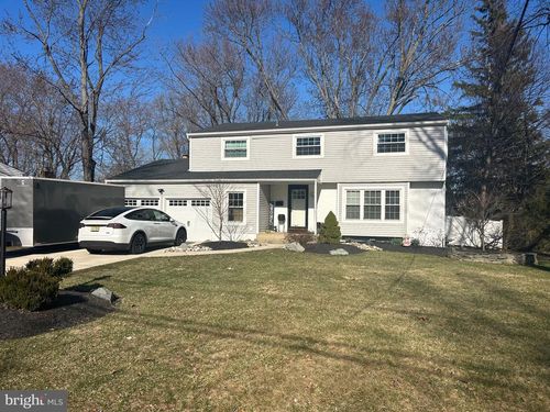 100 Winding Brook Dr, CINNAMINSON, NJ, 08077-4322 | Card Image