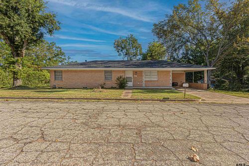 311 E Cottonwood St, Overton, TX, 75684-1829 | Card Image