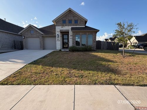 1900 Highland, Seguin, TX, 78155-2985 | Card Image