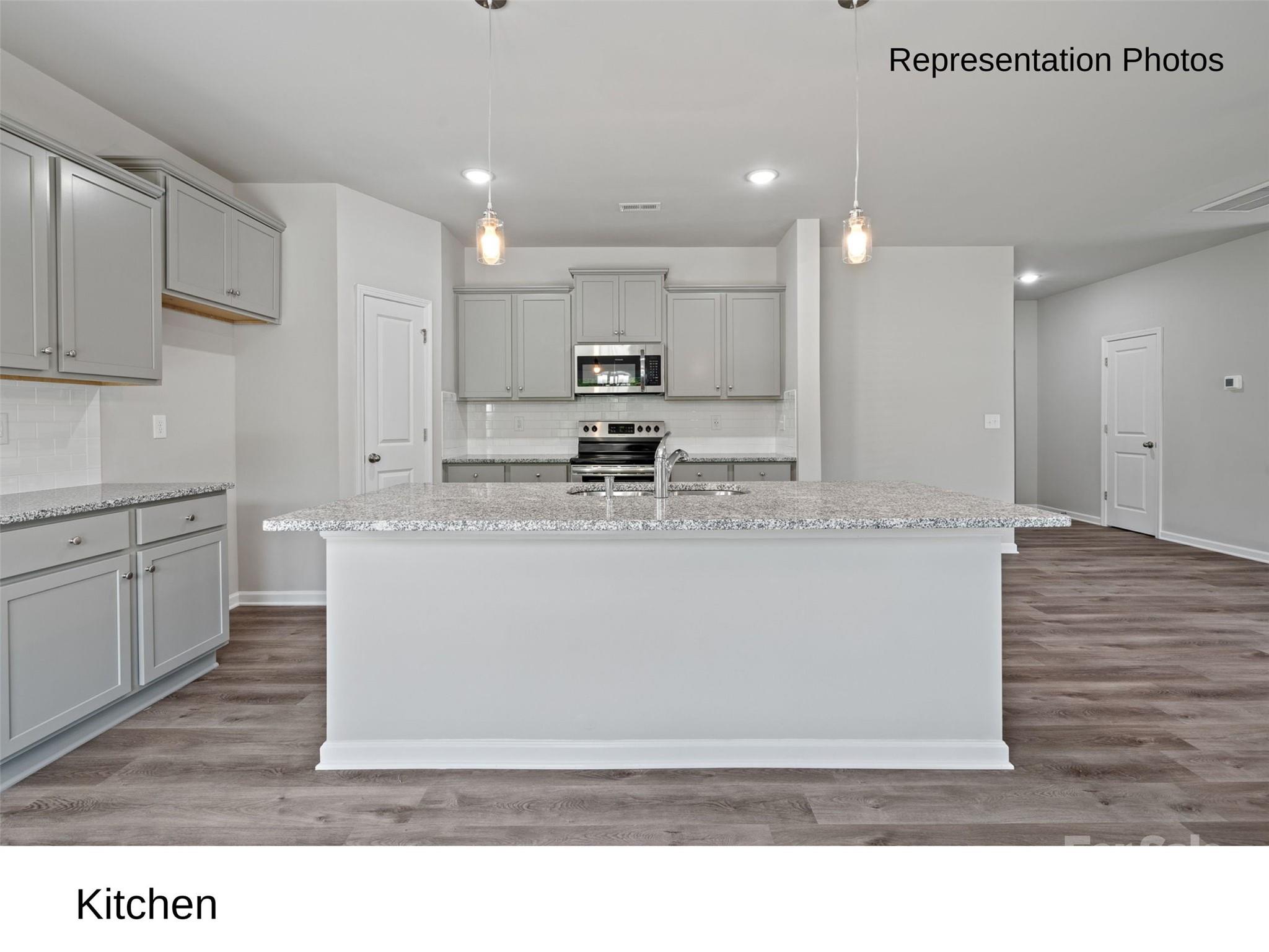 Stoney Wood Ln, Charlotte, NC 28215