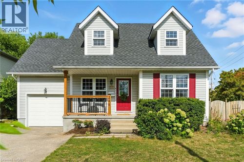246 Dartmoor Cres, Waterloo, ON, N2K3S9 | Card Image