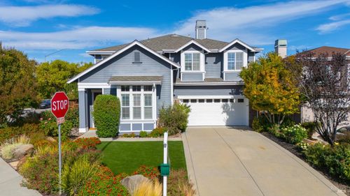 84 Pinheiro Circle, Novato, CA, 94945 | Card Image