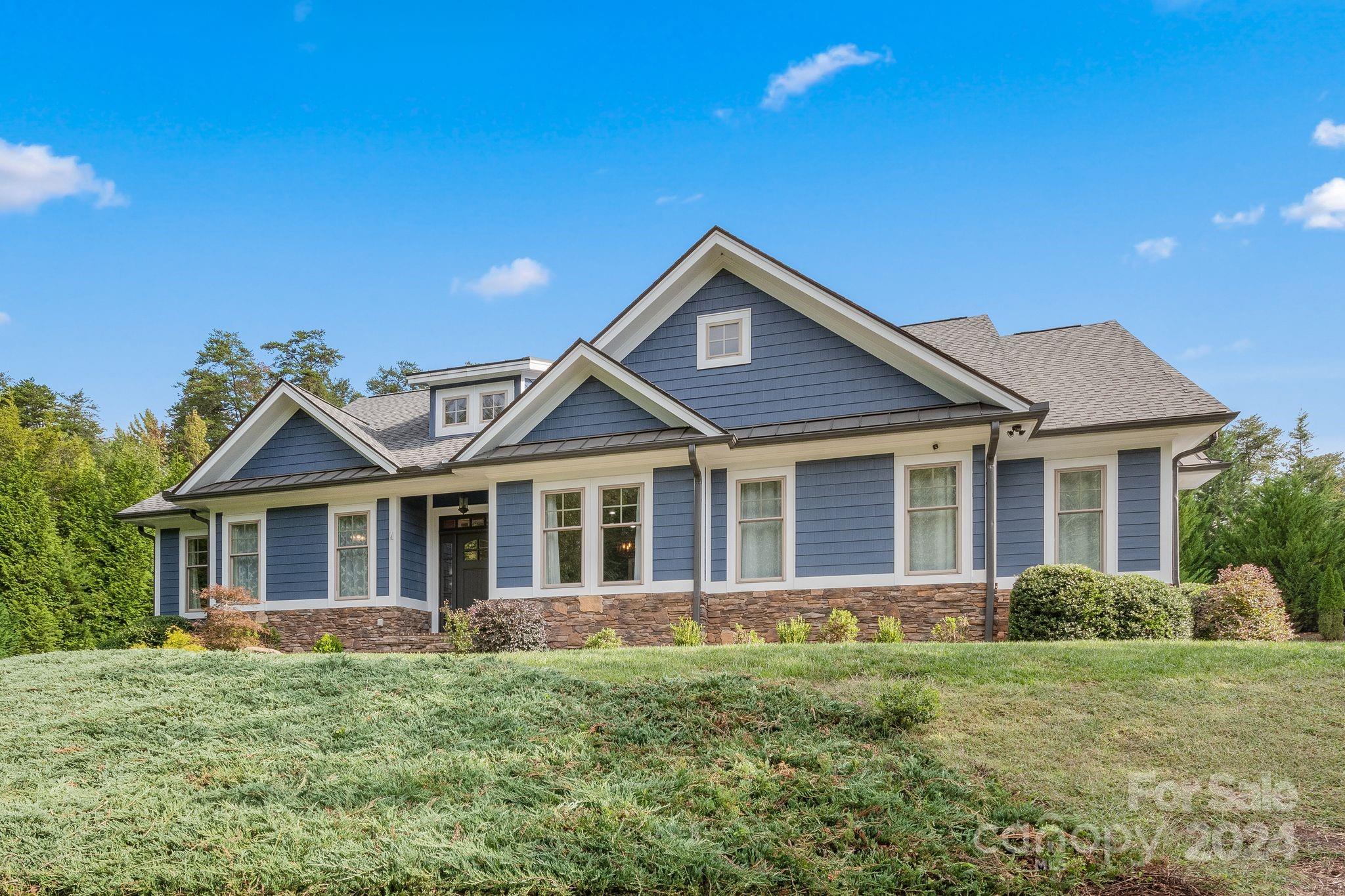 Meadowood Ct, Tryon, NC 28782
