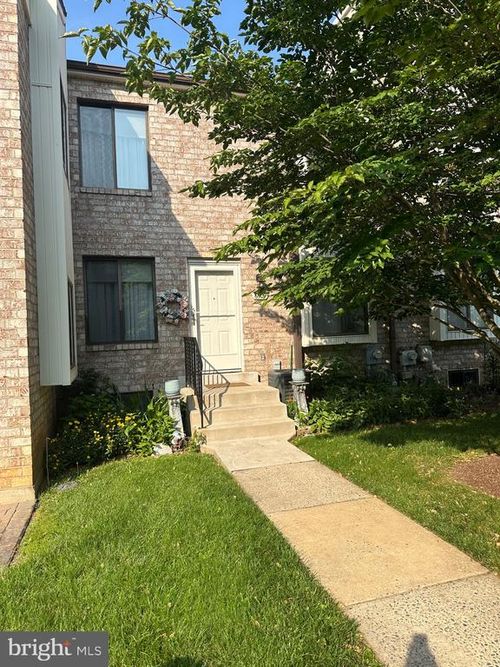 6509 Hilltop Dr, BROOKHAVEN, PA, 19015-1316 | Card Image