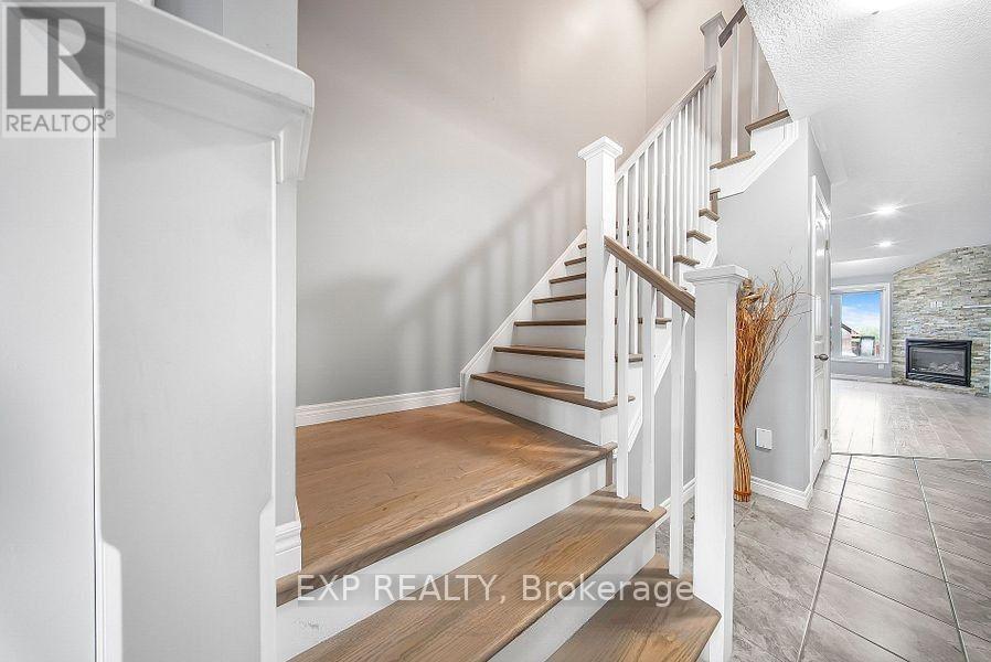Residential Lease in Woodstock (Woodstock - North) 5