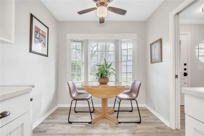 Breakfast nook in kitchen | Image 14
