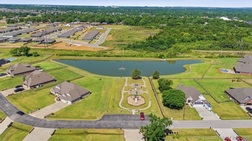 7863 S 266 Avenue E, Broken Arrow, OK, 74014 | Card Image