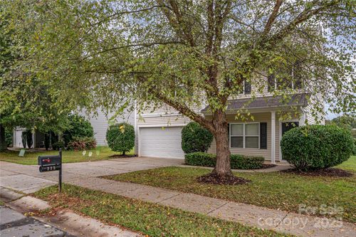 275 Flanders Dr, Mooresville, NC, 28117-4125 | Card Image