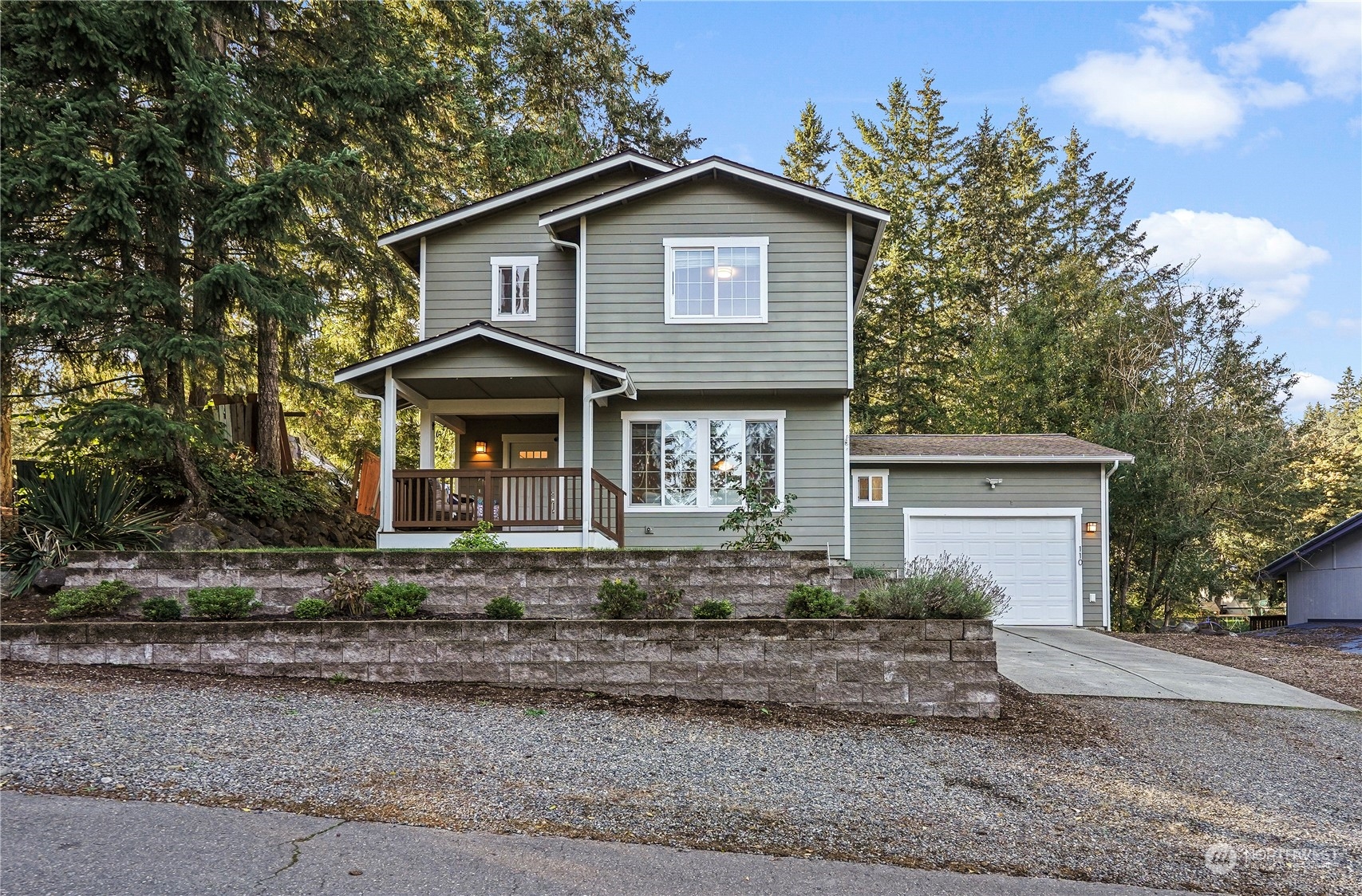 Allen Ct, Belfair, WA 98528