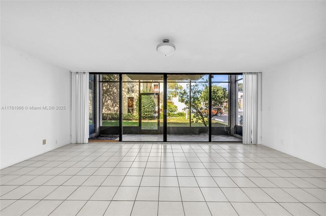 APT-808 - 2821 Sw 87 Th Ave, Condo with 3 bedrooms, 3 bathrooms and null parking in Davie FL | Image 4