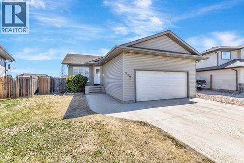 3301 43b Ave, Lloydminster, SK, S9V0S6 | Card Image