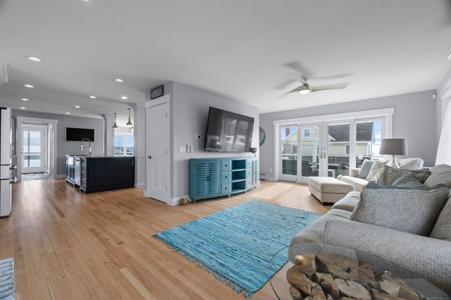165 Captains Dr, House other with 2 bedrooms, 3 bathrooms and 5 parking in Westbrook CT | Image 11