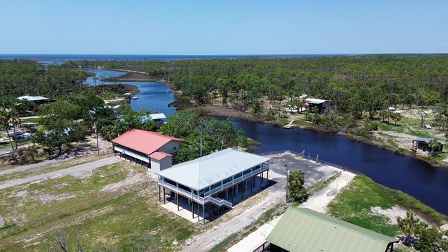 340 Sw 470 Th Ave, House other with 3 bedrooms, 2 bathrooms and null parking in Steinhatchee FL | Image 5