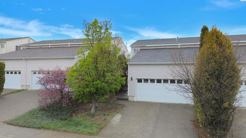 222 Nw Clay Ct, Pullman, WA, 99163-3697 | Card Image