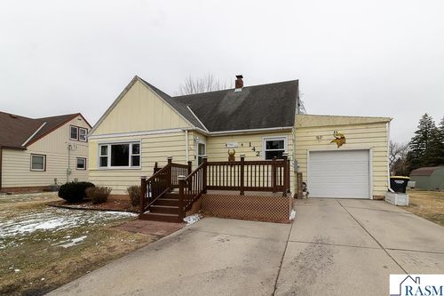 142 3rd Ave Sw, Winnebago, MN, 56098-2052 | Card Image