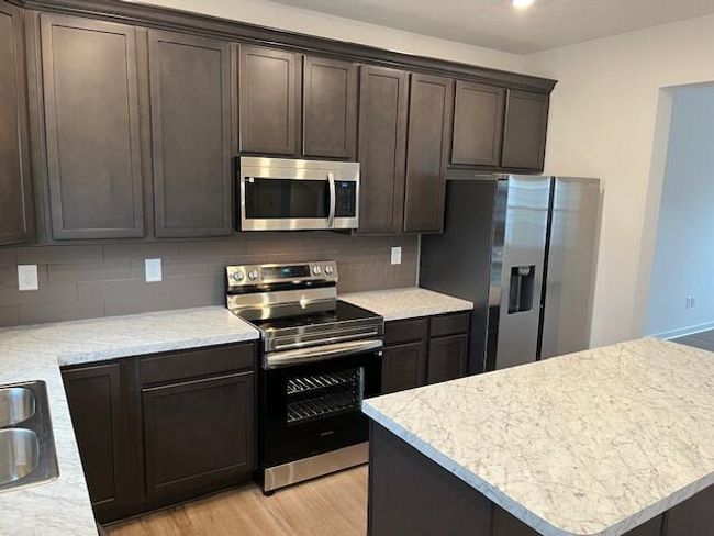 KITCHEN w/SLATE GRAY SOFT-CLOSE CABINETS 42" TALL w/5" CROWN | Image 18