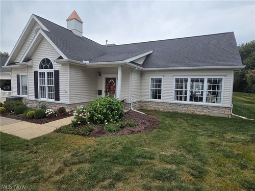 3235 Elizabeth Dr, Perry, OH, 44081-9103 | Card Image