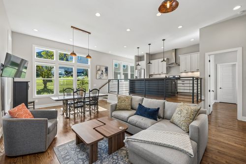 2605D Traughber Dr, Nashville, TN, 37206 | Card Image