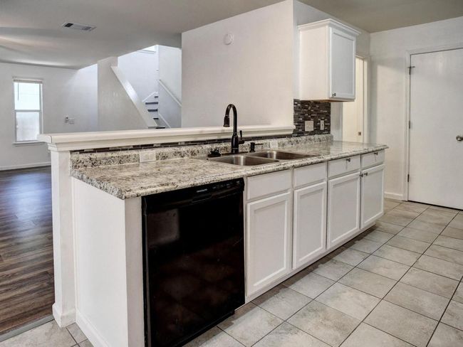 117 High Point Blvd, House other with 3 bedrooms, 3 bathrooms and null parking in Cedar Creek TX | Image 11