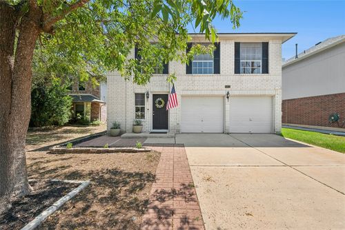 8411 Glen Canyon Dr, Round Rock, TX, 78681-3514 | Card Image