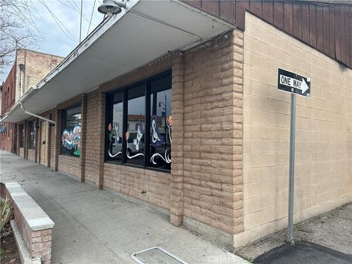 230 Fox St, Lemoore, CA, 93245-2654 | Card Image