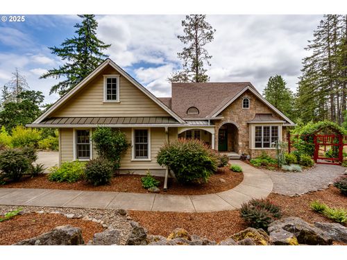 85294 Ridgetop Dr, Eugene, OR, 97405-9582 | Card Image