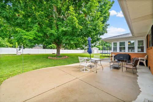 3424 Leland Cir, Hopkinsville, KY, 42240-5336 | Card Image
