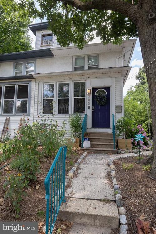 203 Crestmont Ter, COLLINGSWOOD, NJ, 08108-1303 | Card Image