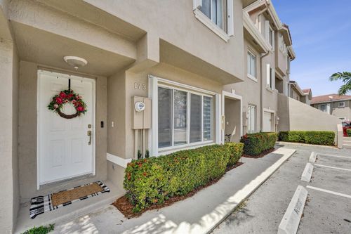 173 Riviera Cir, Weston, FL, 33326-3115 | Card Image