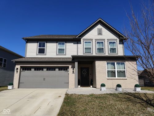 16352 Sedalia Dr, Fishers, IN, 46040-9719 | Card Image