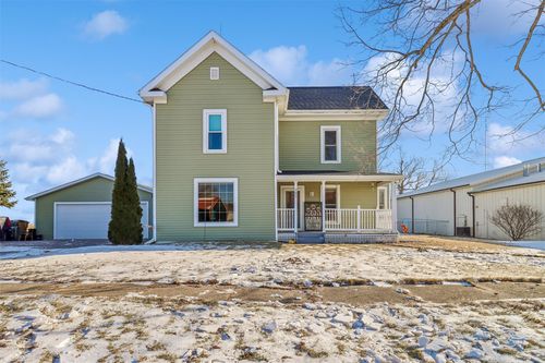 207 N High St, Baxter, IA, 50028-7735 | Card Image