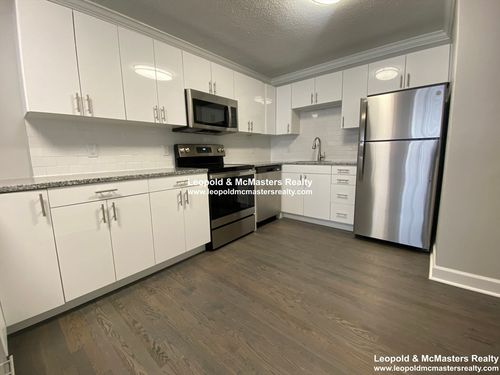 a-94 Longwood Ave, Brookline, MA, 02446 | Card Image