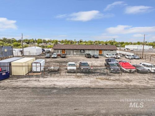 204 Railroad Ave, Twin Falls, ID, 83301-7166 | Card Image