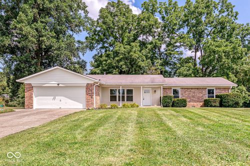 24 Hilltop Dr, Danville, IN, 46122-1334 | Card Image