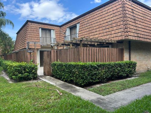 1014 10th Ln, Greenacres, FL, 33463-4354 | Card Image