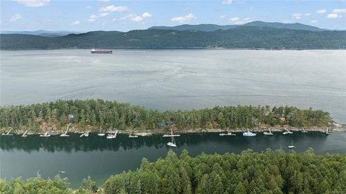 14 Secret Island, Prevost Island, BC, V8K1X4 | Card Image