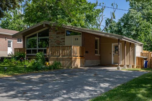 29 Kawartha Dr, Lindsay, ON, K9V1A6 | Card Image