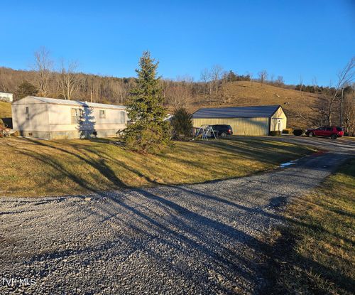 106 Chrysler Dr, Lebanon, VA, 24266-5308 | Card Image