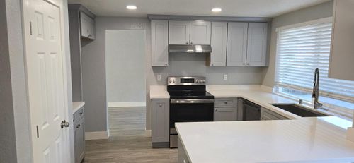 2998 Cactus Way, Sacramento, CA, 95833-2833 | Card Image