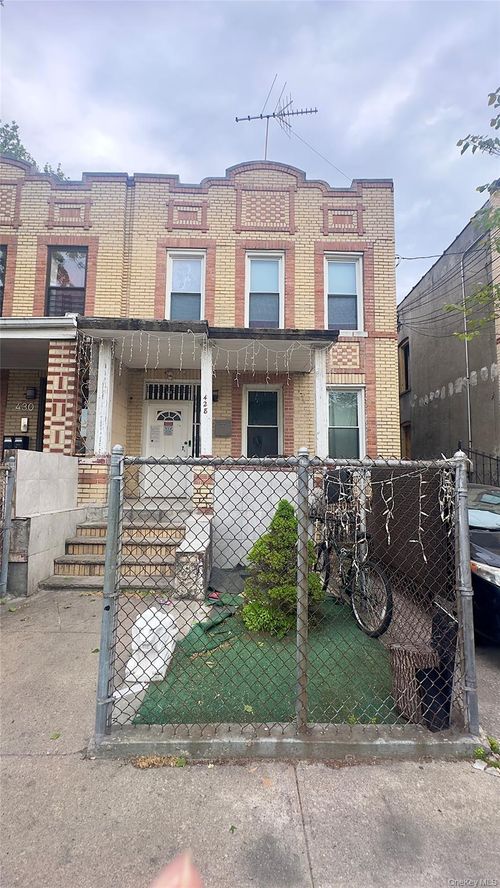 428 Newport St, Brooklyn, NY, 11207-6524 | Card Image