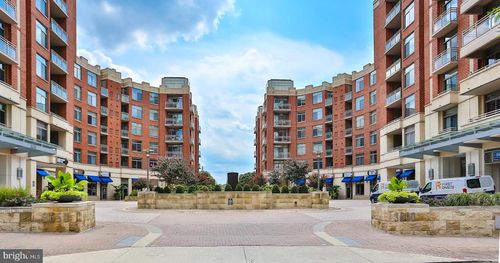 406w-3600 S Glebe Rd, ARLINGTON, VA, 22202-2381 | Card Image