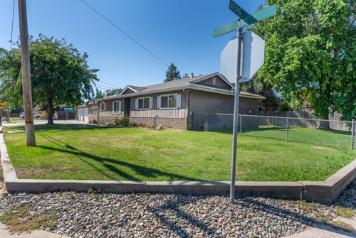 4625 E Monte Vista Ave, Denair, CA, 95316-9573 | Card Image