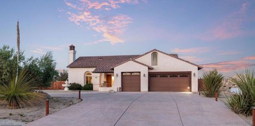 5833 San Rafael Rd, Yucca Valley, CA, 92284-4954 | Card Image