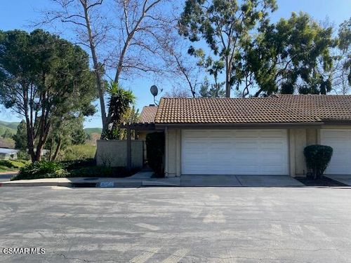 132 Rosehedge Ln, Oak Park, CA, 91377-1015 | Card Image