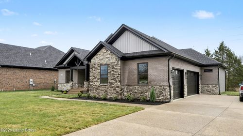 10400 Martinside Dr, Louisville, KY, 40291-4113 | Card Image