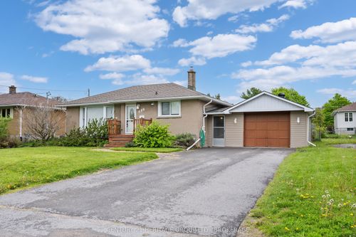 486 Kirkwood Rd, Kingston, ON, K7M3X2 | Card Image