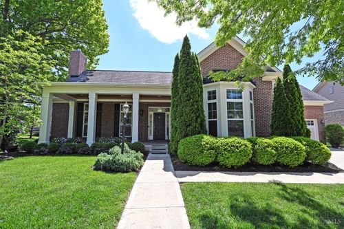 7054 Harbour Town Dr, West Chester, OH, 45069-6403 | Card Image
