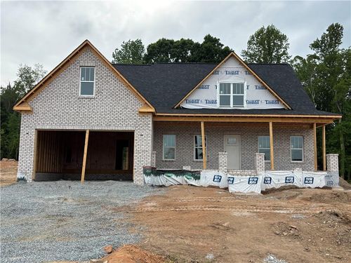 211 Cool Run, Lexington, NC, 27295 | Card Image