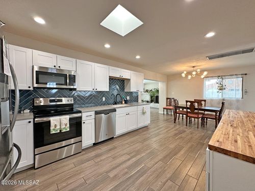 249 S Tucson Boulevard, Tucson, AZ, 85716 | Card Image