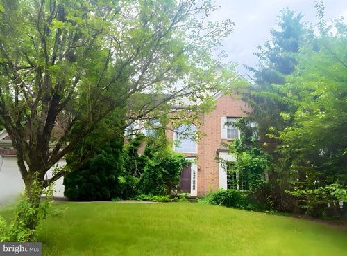 25 Forrest Hills Dr, VOORHEES, NJ, 08043-3912 | Card Image